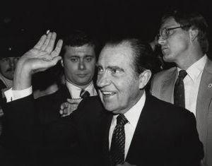 Richard Nixon 1982, NY cliff.jpg